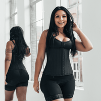 Jasmine - Waist Trainer - Latex Corset with Hooks - 25 Steel Bones