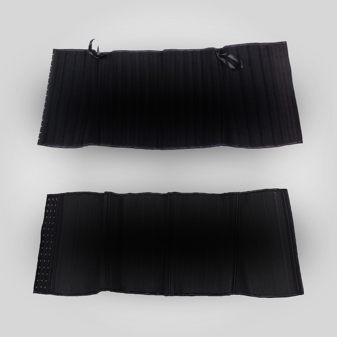Jasmine - Waist Trainer - Latex Corset with Hooks - 25 Steel Bones