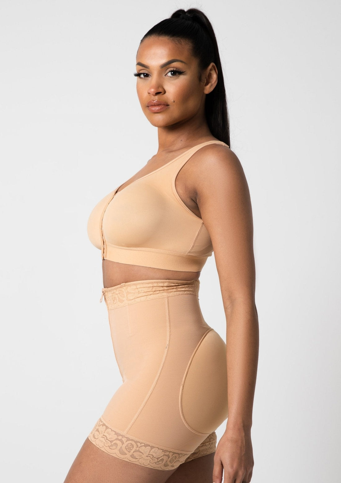 Rose - Butt Lifter with Front Zipper - Lace Edge - Smooth Belly