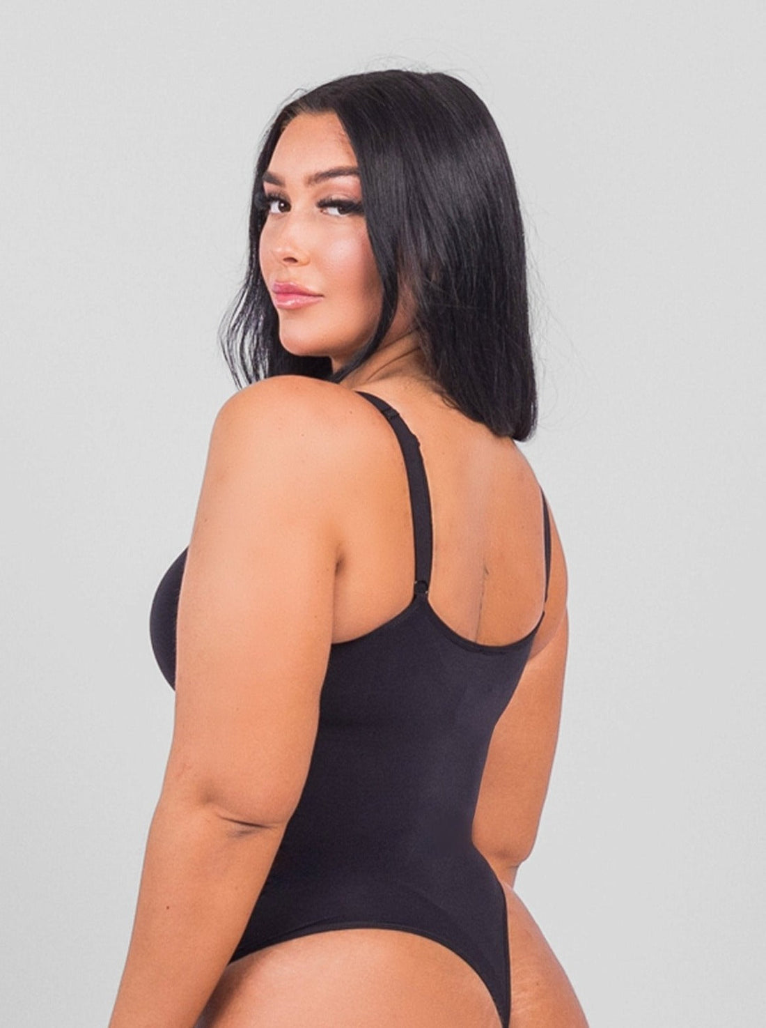 Stefanie - Seamless Bodysuit String with Spaghetti Shoulder Straps